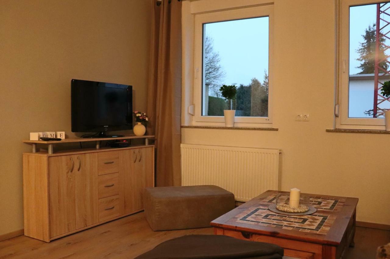 Zum-Butterstock Apartment Schkopau ภายนอก รูปภาพ